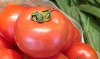 西红柿去农药的好方法 番茄去皮的方法